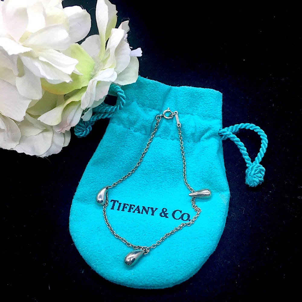 Elsa Peretti 3 teardrop bracelet. Small size 7” long.